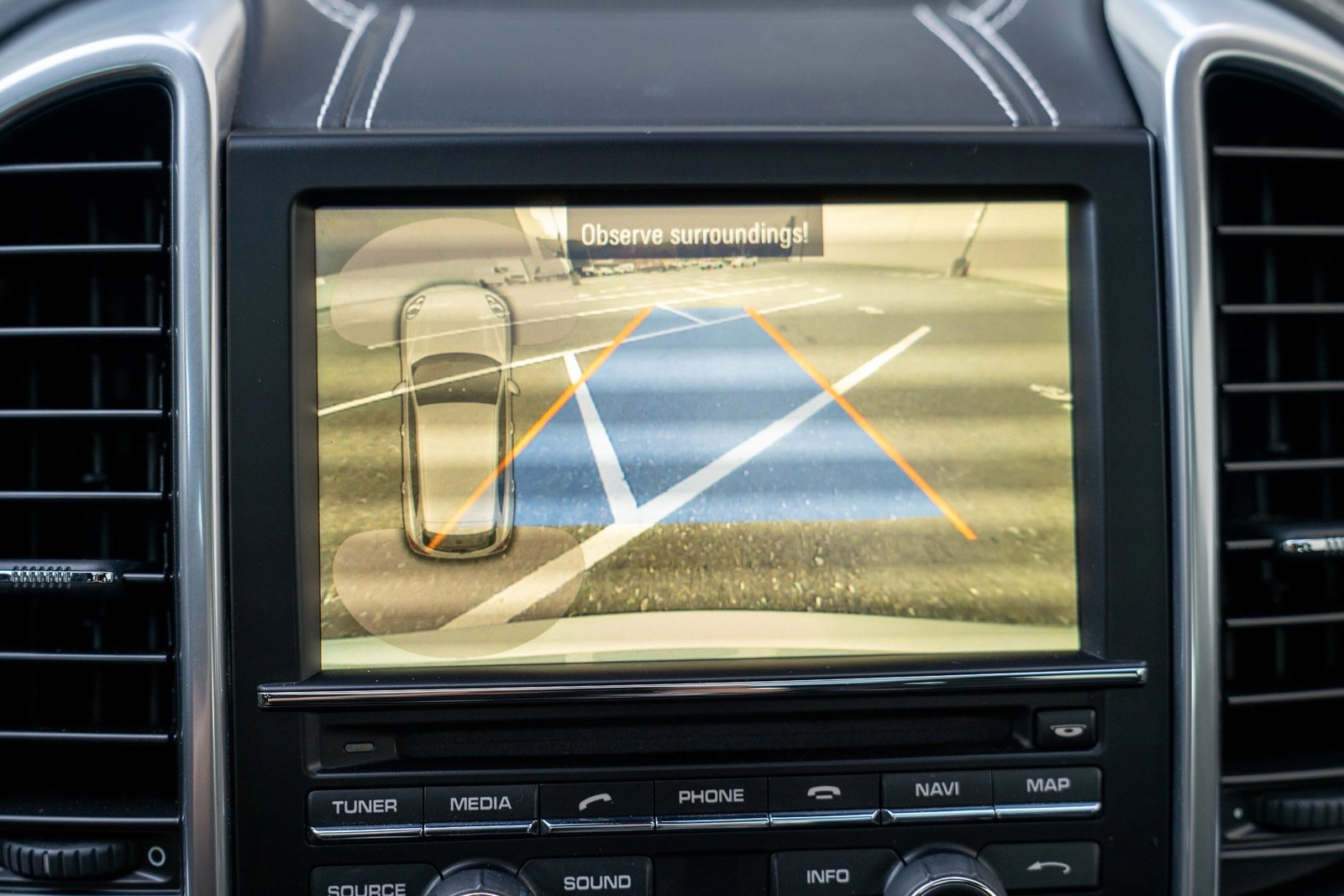 Used 2016 Porsche Cayenne GTS image 19