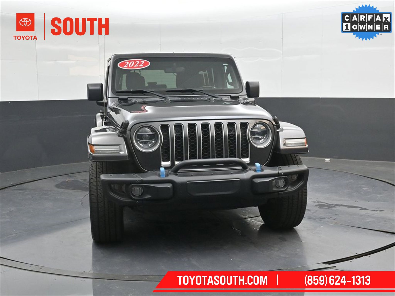 Used 2022 Jeep Wrangler Unlimited Sahara 4xe image 5