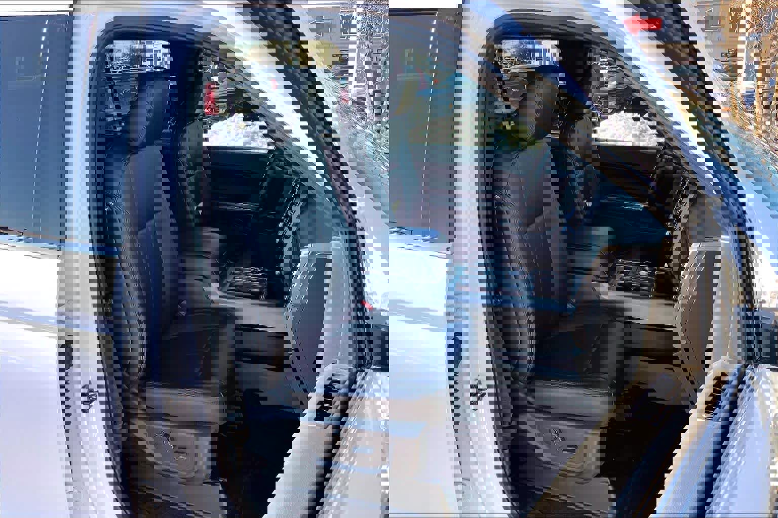 Certified 2021 Ford Expedition XLT image 9