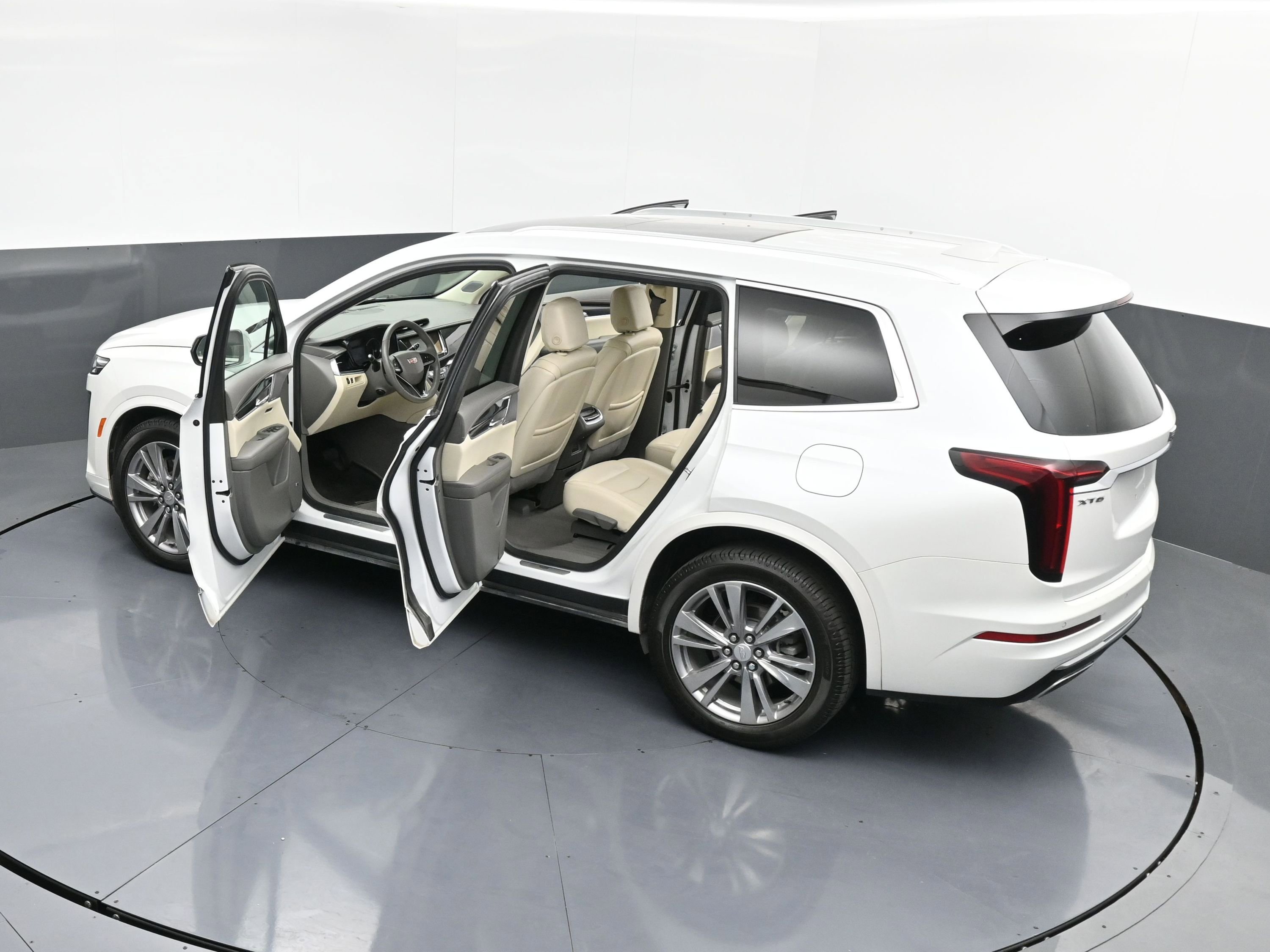 Used 2023 Cadillac XT6 Premium Luxury image 50