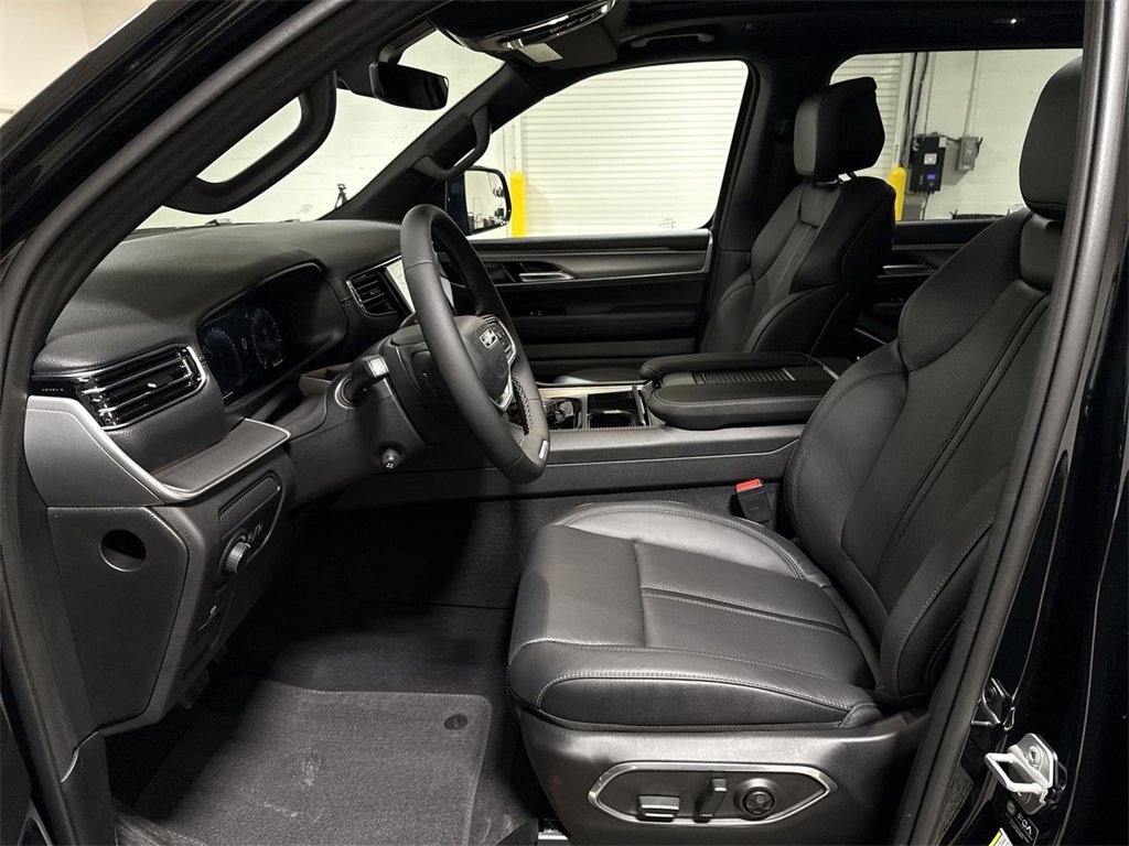 New 2026 Jeep Grand Wagoneer L Limited w/ Premium Group II image 4