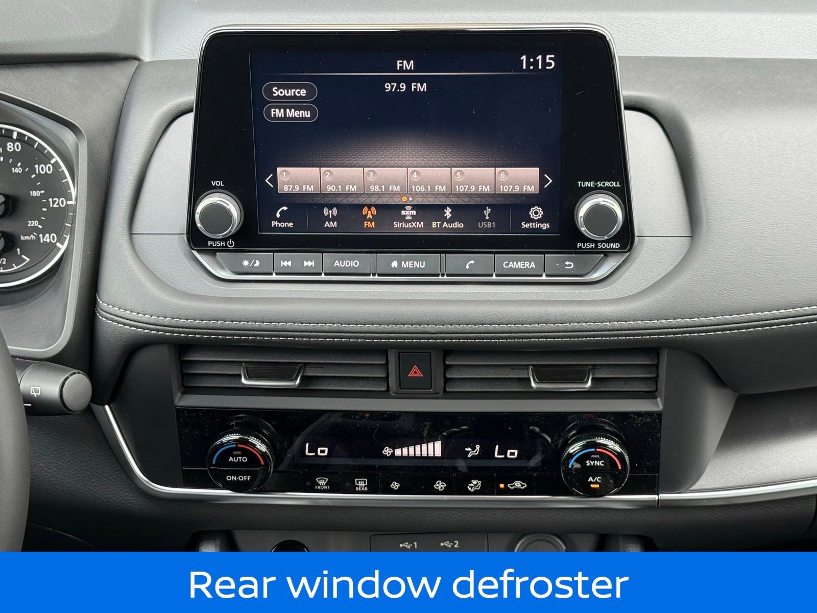 Certified 2025 Nissan Rogue SV image 18