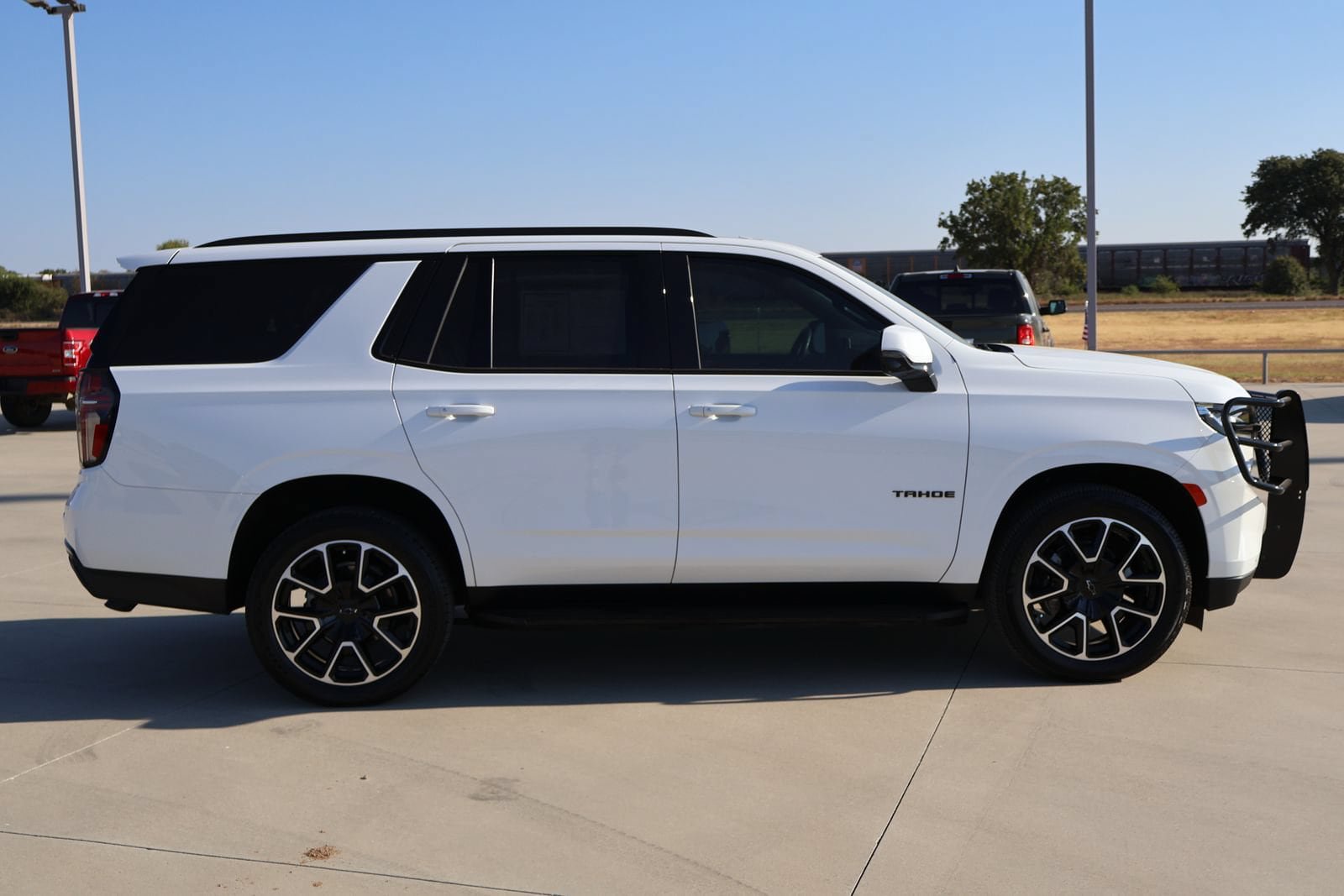 Used 2023 Chevrolet Tahoe RST w/ Luxury Package RWD image 5