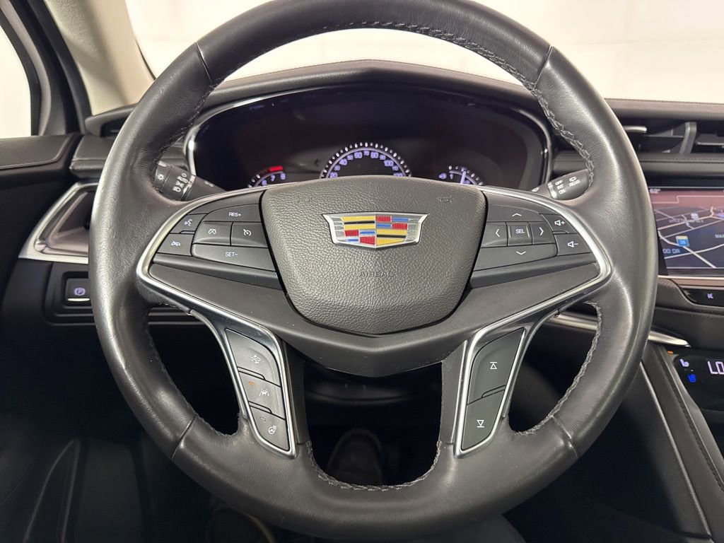 Used 2017 Cadillac XT5 Premium Luxury AWD/4WD image 34