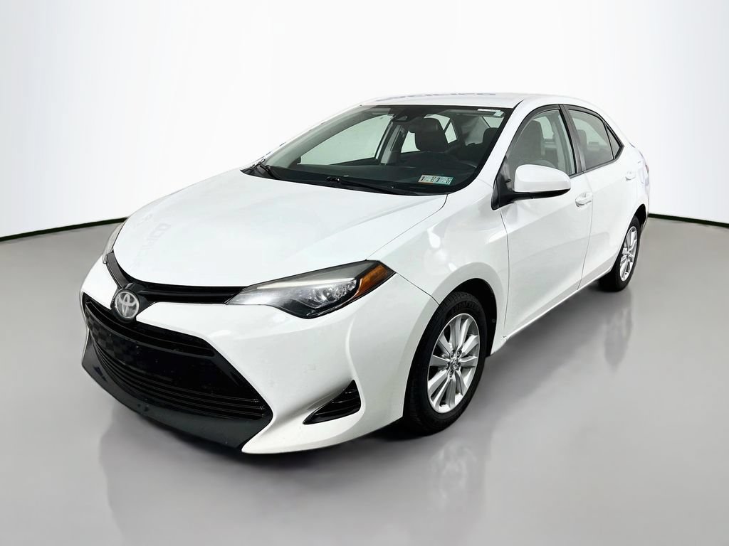 Used 2017 Toyota Corolla LE FWD image 4