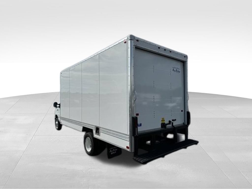 New 2025 Ford E-450 and Econoline 450 Super Duty w/ Power Equipment Group RWD image 6