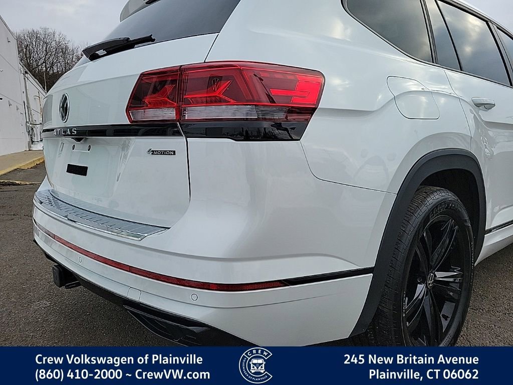 Certified 2023 Volkswagen Atlas SEL R-Line image 31