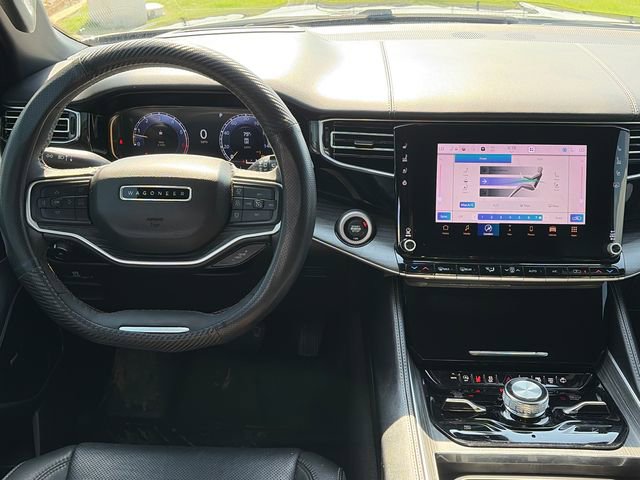 Used 2023 Jeep Wagoneer L Series III w/ Premium Group I AWD/4WD image 13