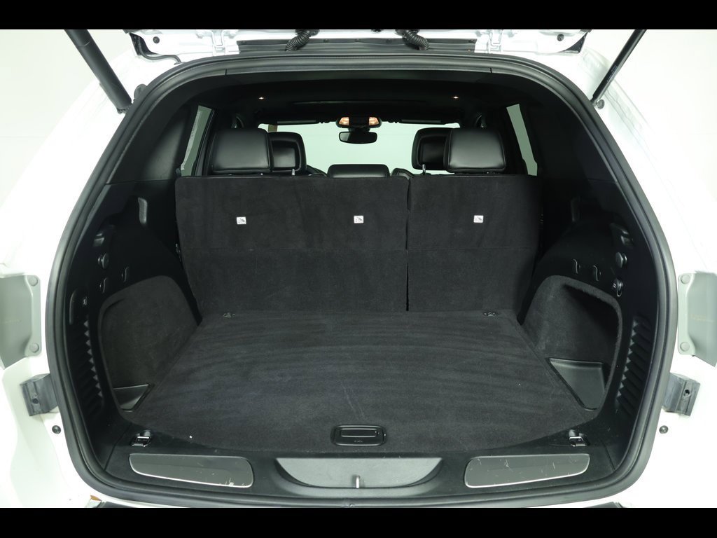 Used 2018 Jeep Grand Cherokee Limited image 18