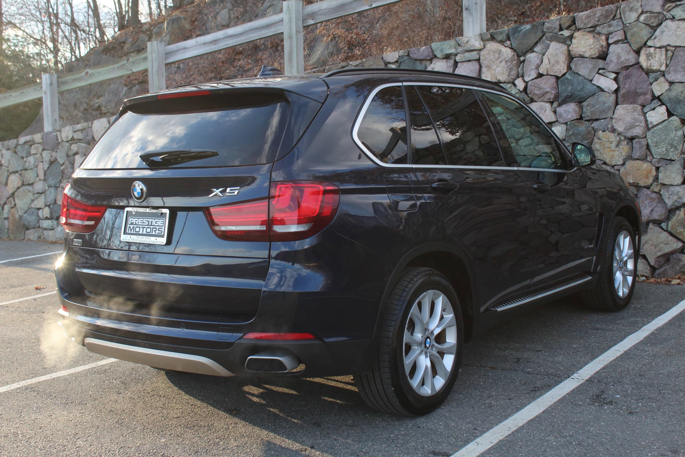 Used 2016 BMW X5 xDrive50i image 9