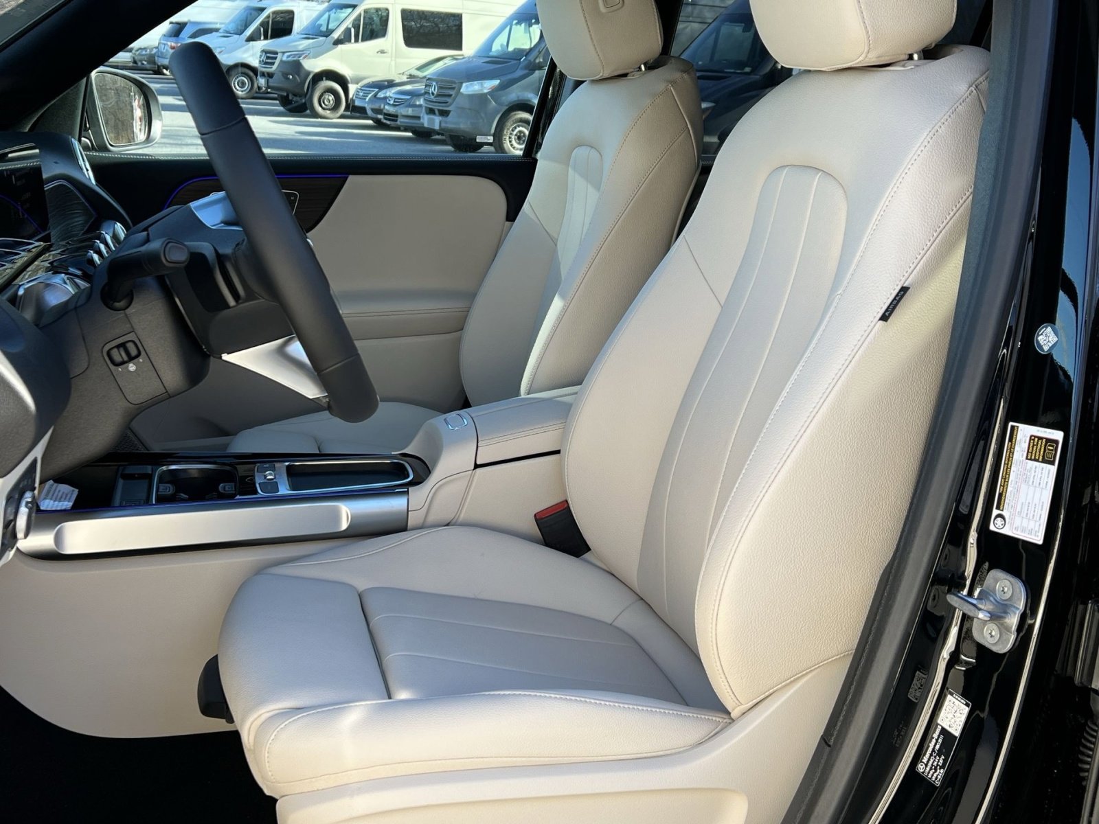 New 2026 Mercedes-Benz GLB 250 GLB 250 image 11