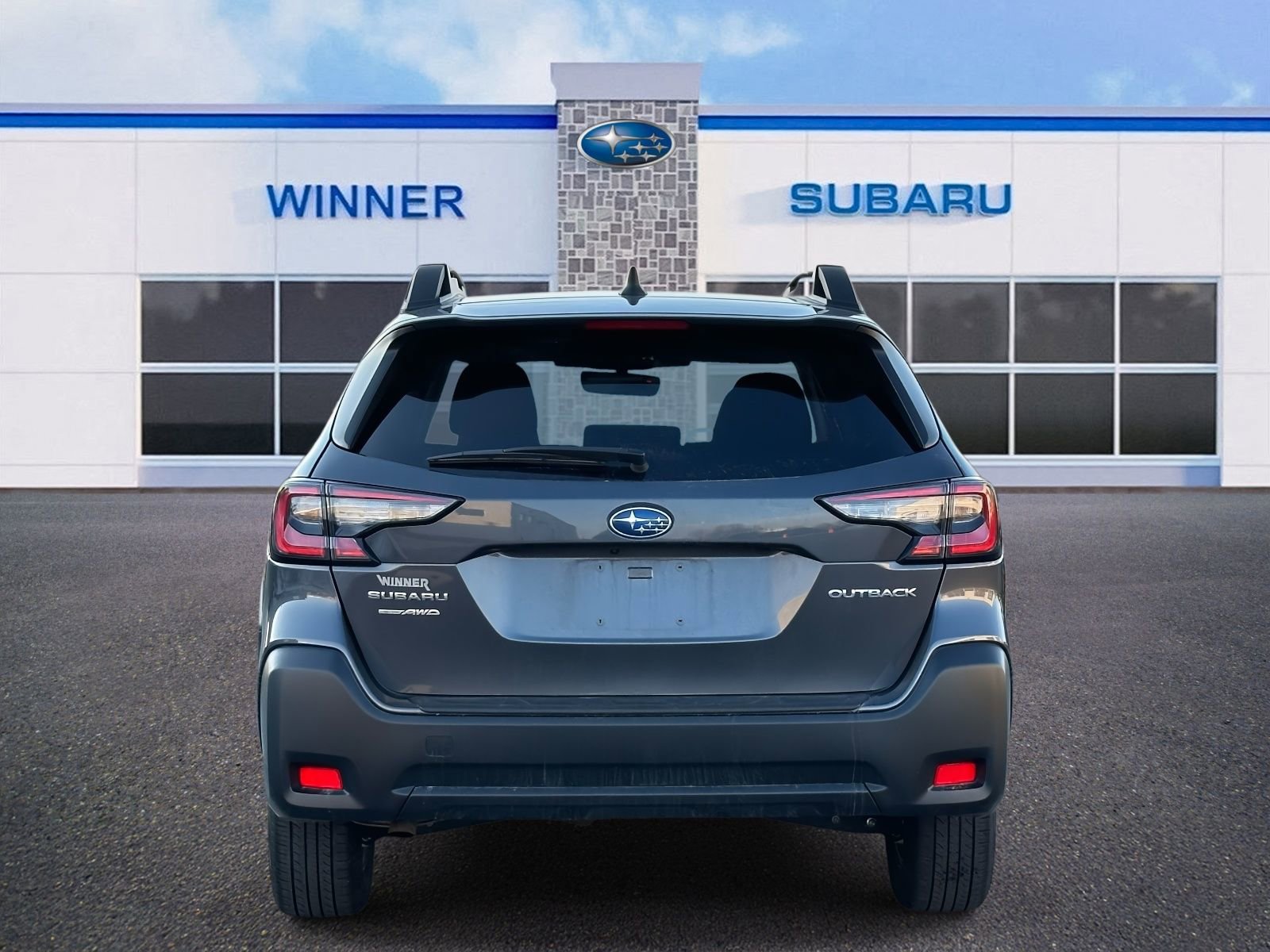 Used 2024 Subaru Outback Premium image 3