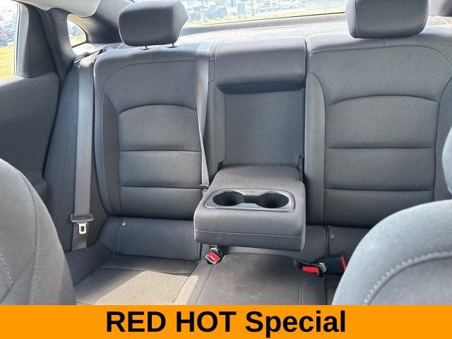 Used 2023 Chevrolet Malibu LT image 30