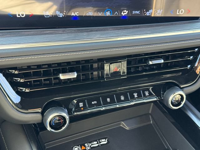 New 2026 Chevrolet Suburban Premier RWD image 18