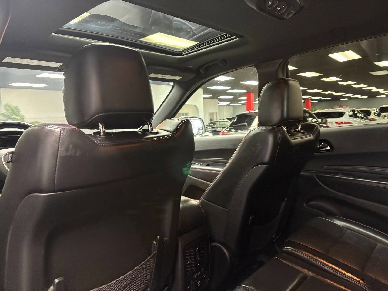 Used 2023 Dodge Durango GT image 28