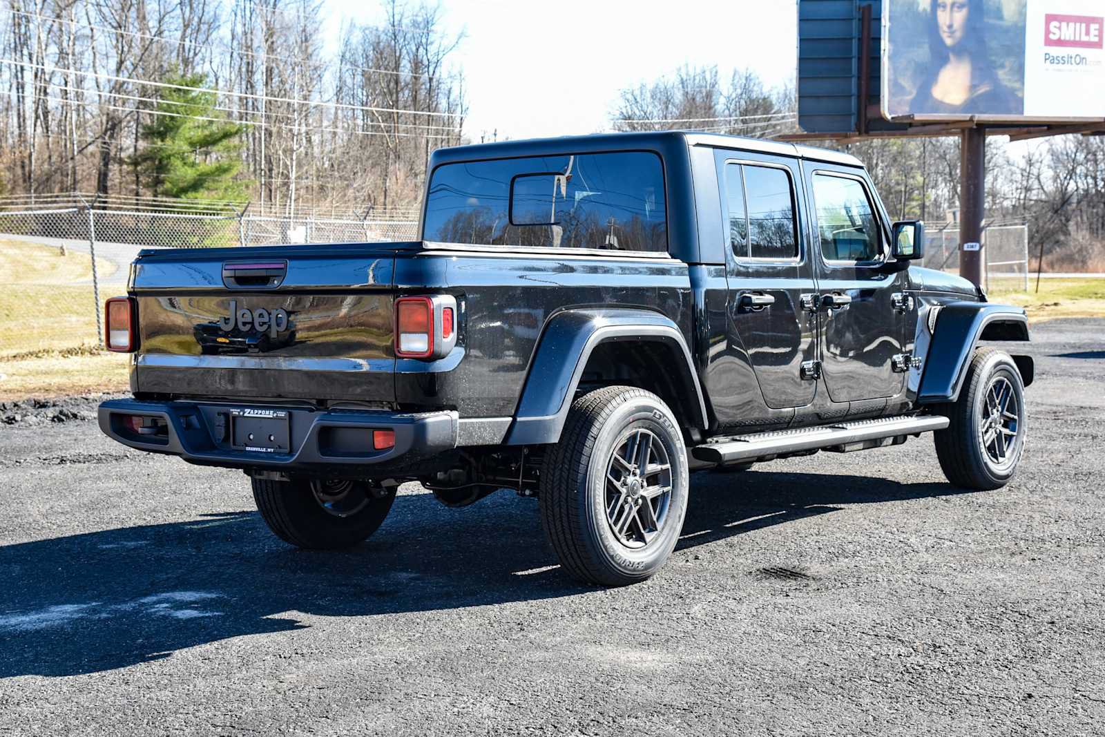 New 2026 Jeep Gladiator Sport AWD/4WD image 3