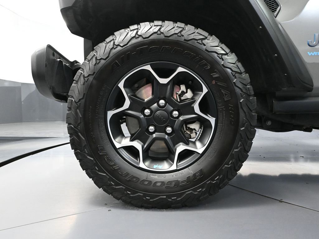 Used 2022 Jeep Wrangler Unlimited Rubicon 4xe w/ Cold Weather Group image 19