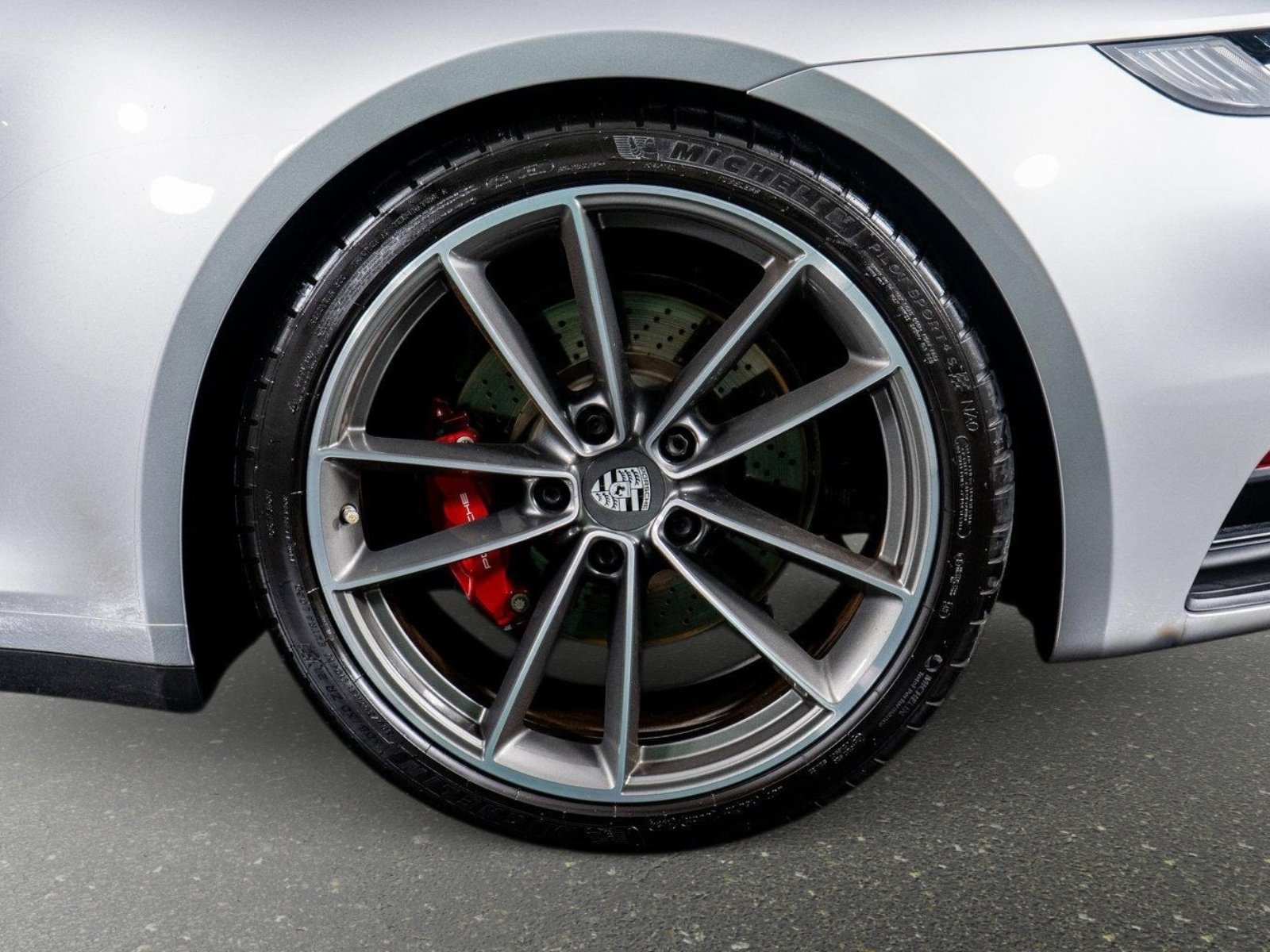 Used 2022 Porsche 911 Carrera S w/ Premium Package RWD image 18