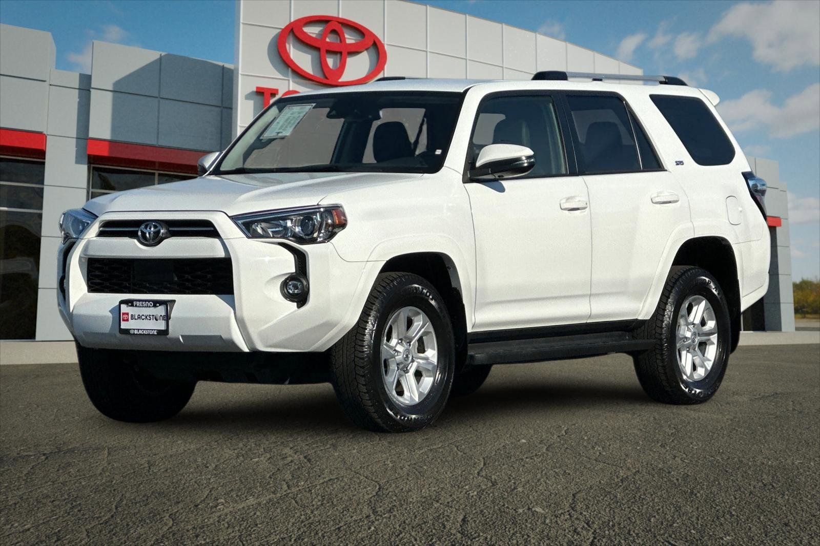 Used 2024 Toyota 4Runner SR5 Premium AWD/4WD image 7