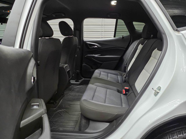 Used 2024 Chevrolet Trax RS w/ Driver Confidence Package FWD image 16