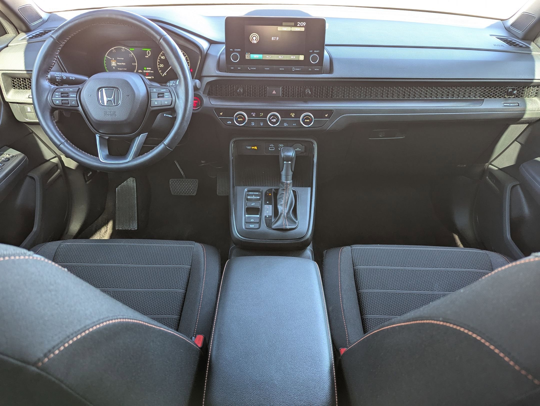 Used 2024 Honda CR-V Sport image 17