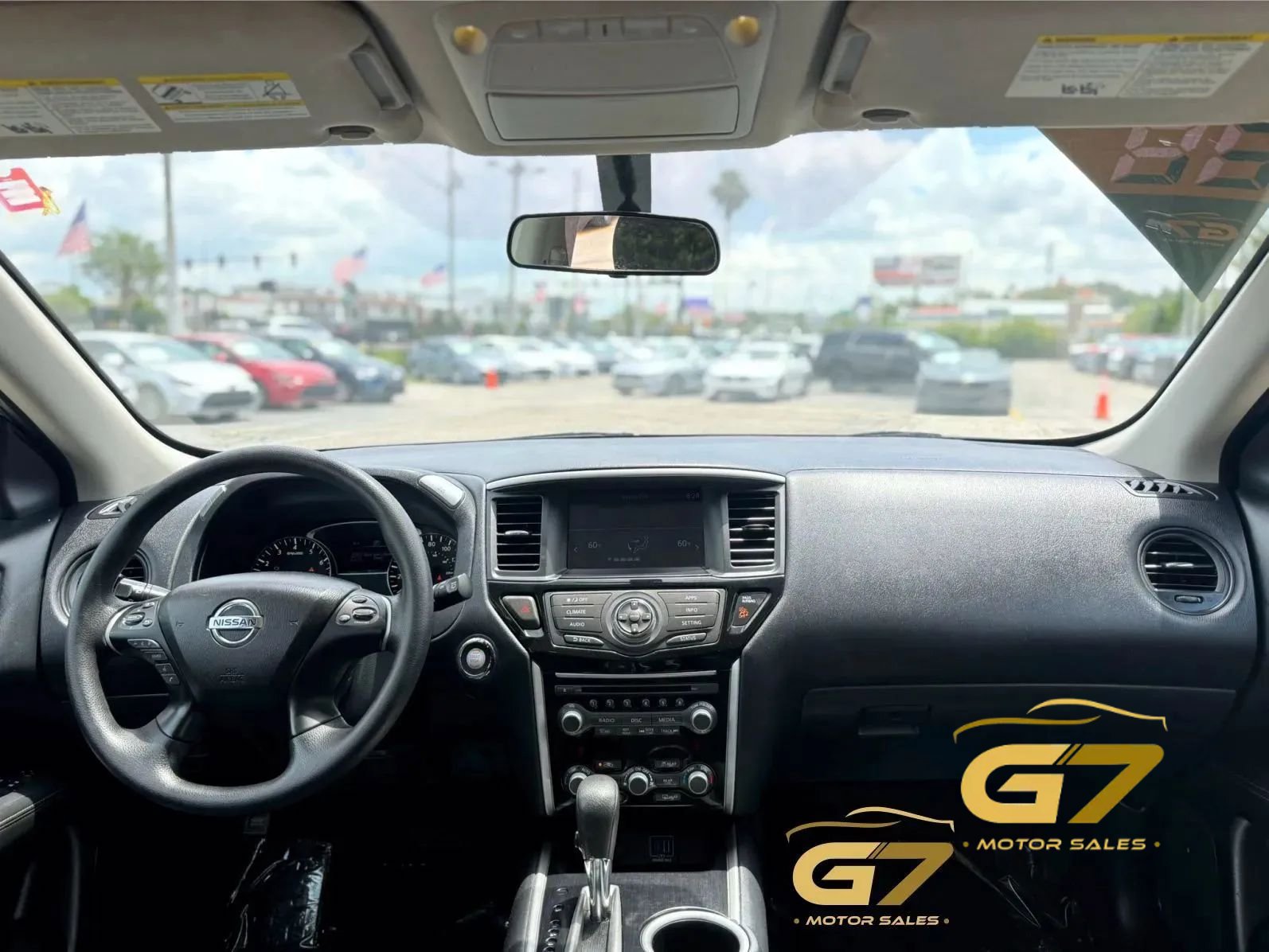 Used 2019 Nissan Pathfinder S FWD image 16