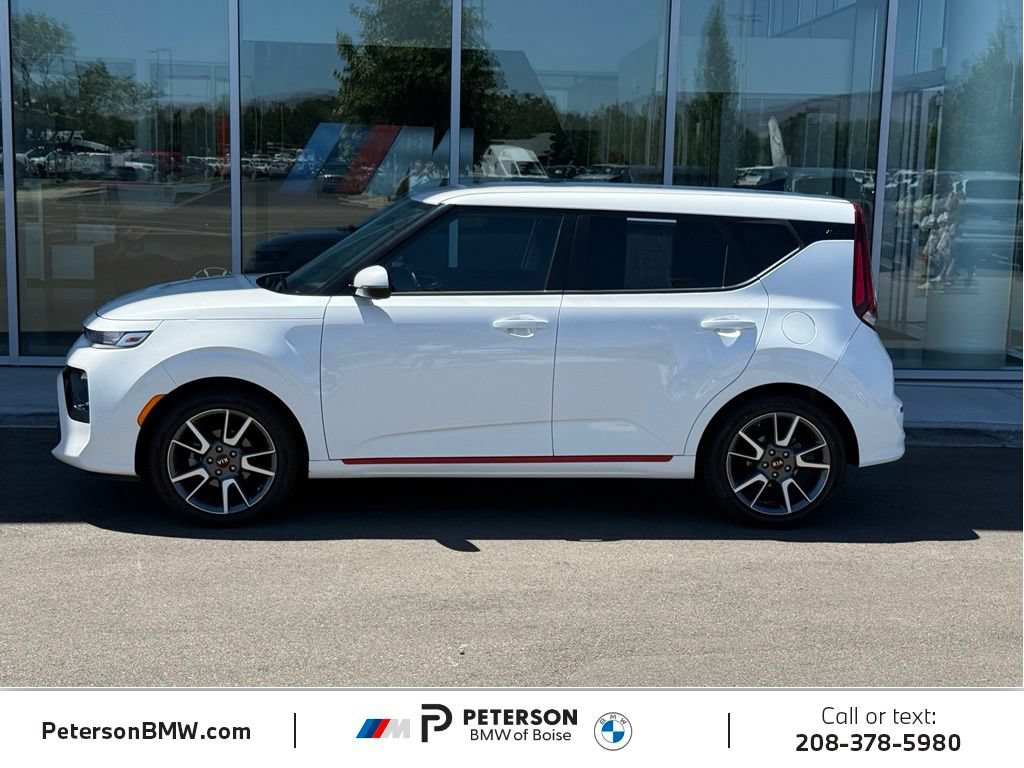 Used 2020 Kia Soul GT-Line FWD image 2