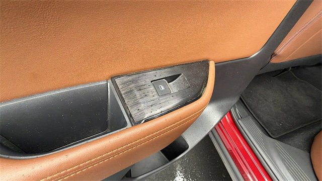 Used 2025 Nissan Rogue Platinum w/ Tech Package image 15