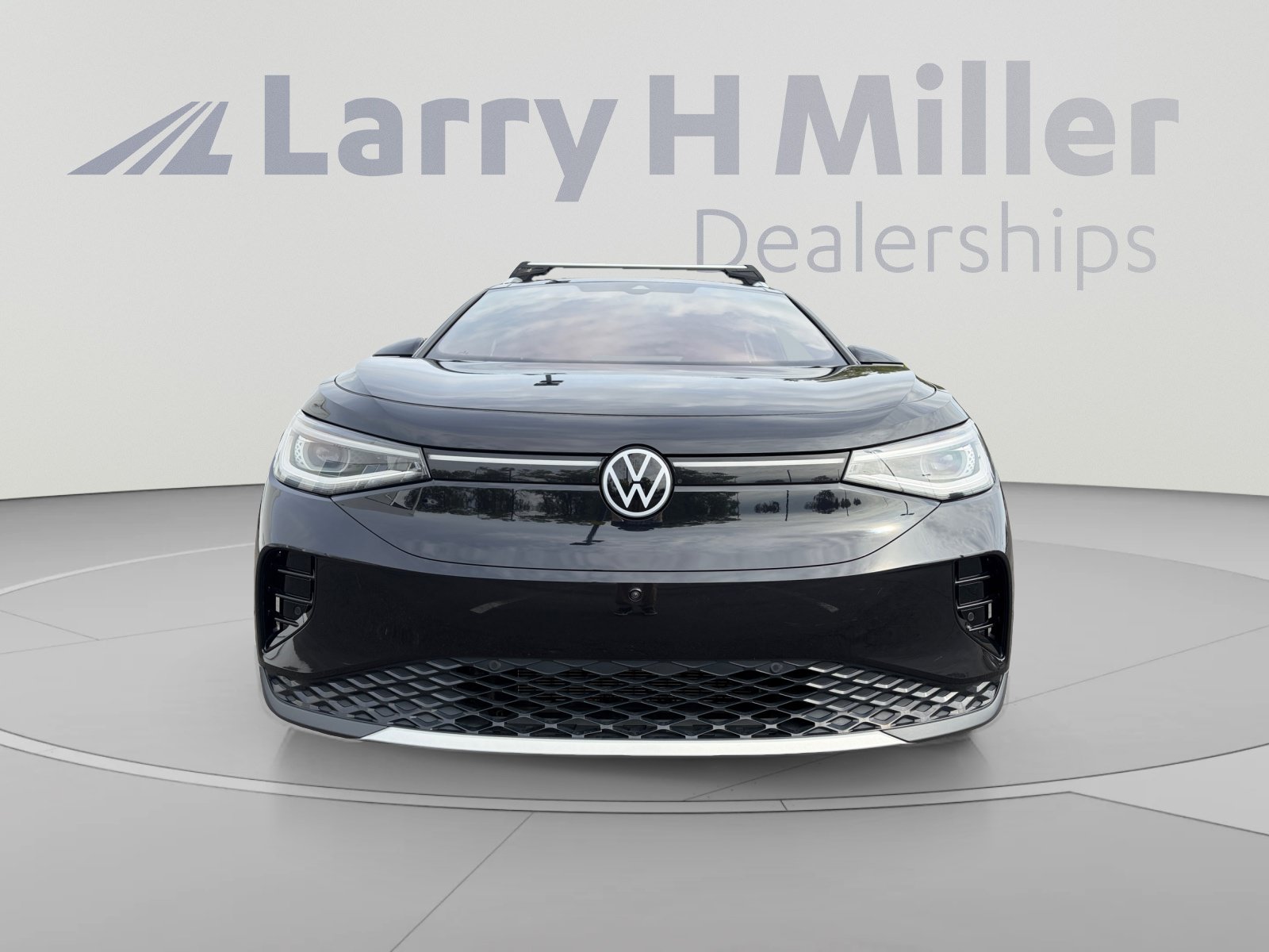 Used 2023 Volkswagen ID.4 Pro S Plus AWD/4WD image 8