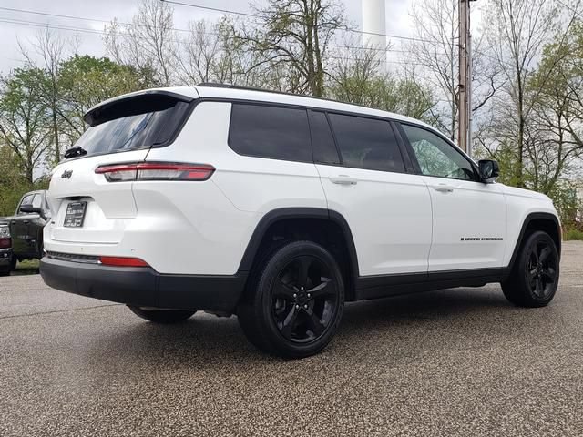Used 2023 Jeep Grand Cherokee L Laredo AWD/4WD image 3