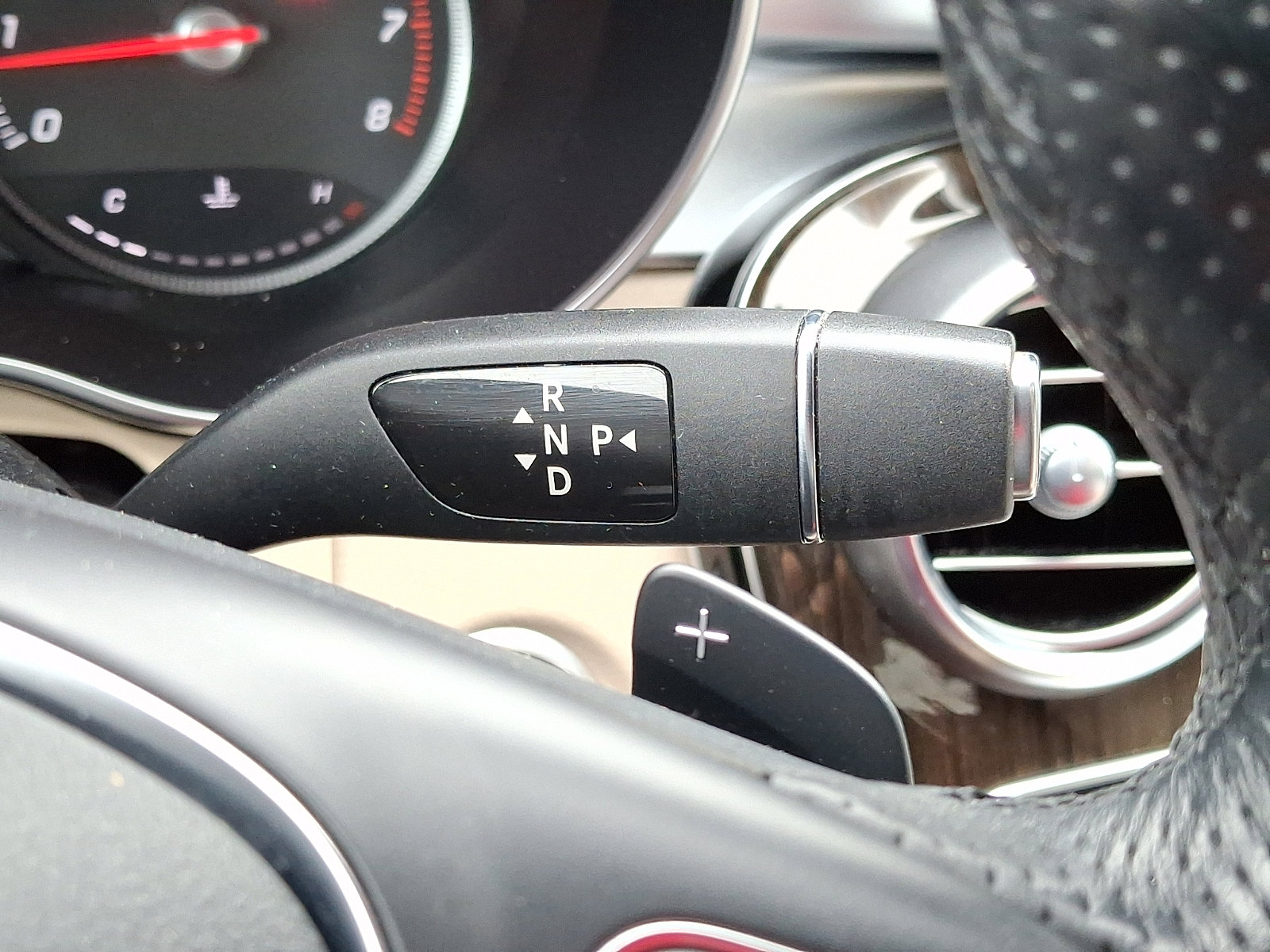 Certified 2018 Mercedes-Benz C 300 4MATIC Sedan image 15