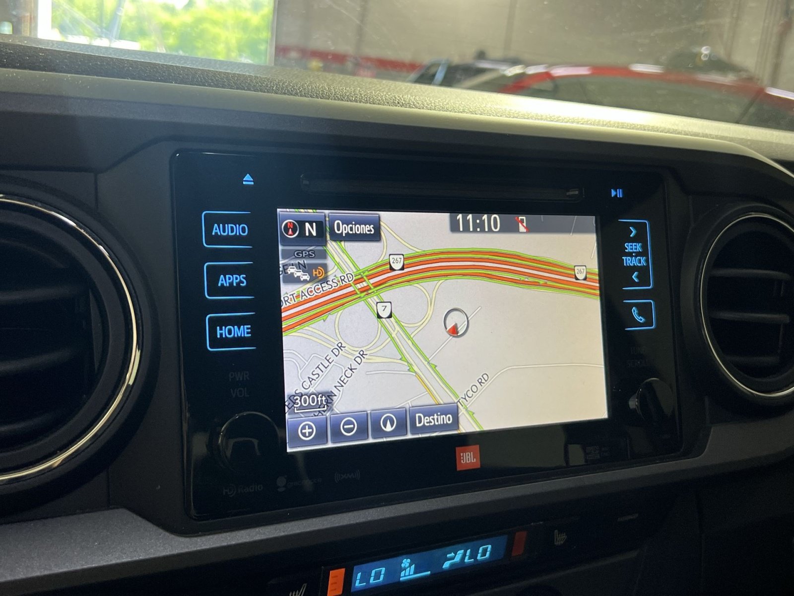 Used 2016 Toyota Tacoma TRD Sport AWD/4WD image 21