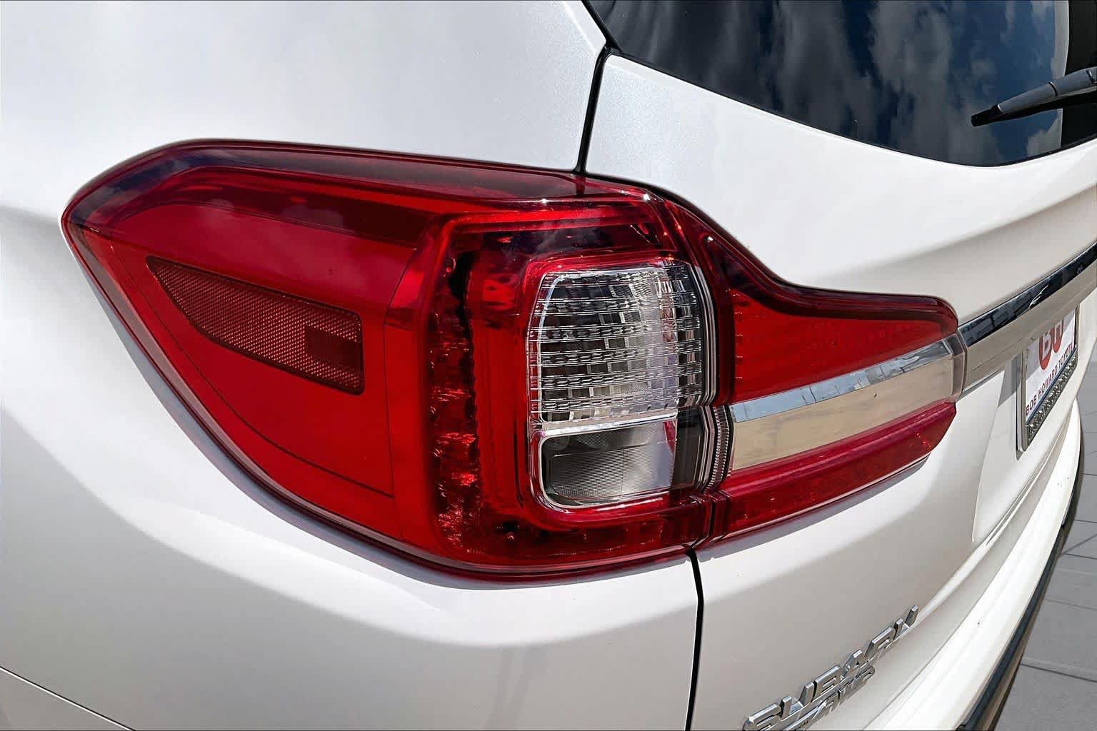 Used 2022 Subaru Ascent Limited AWD/4WD image 28