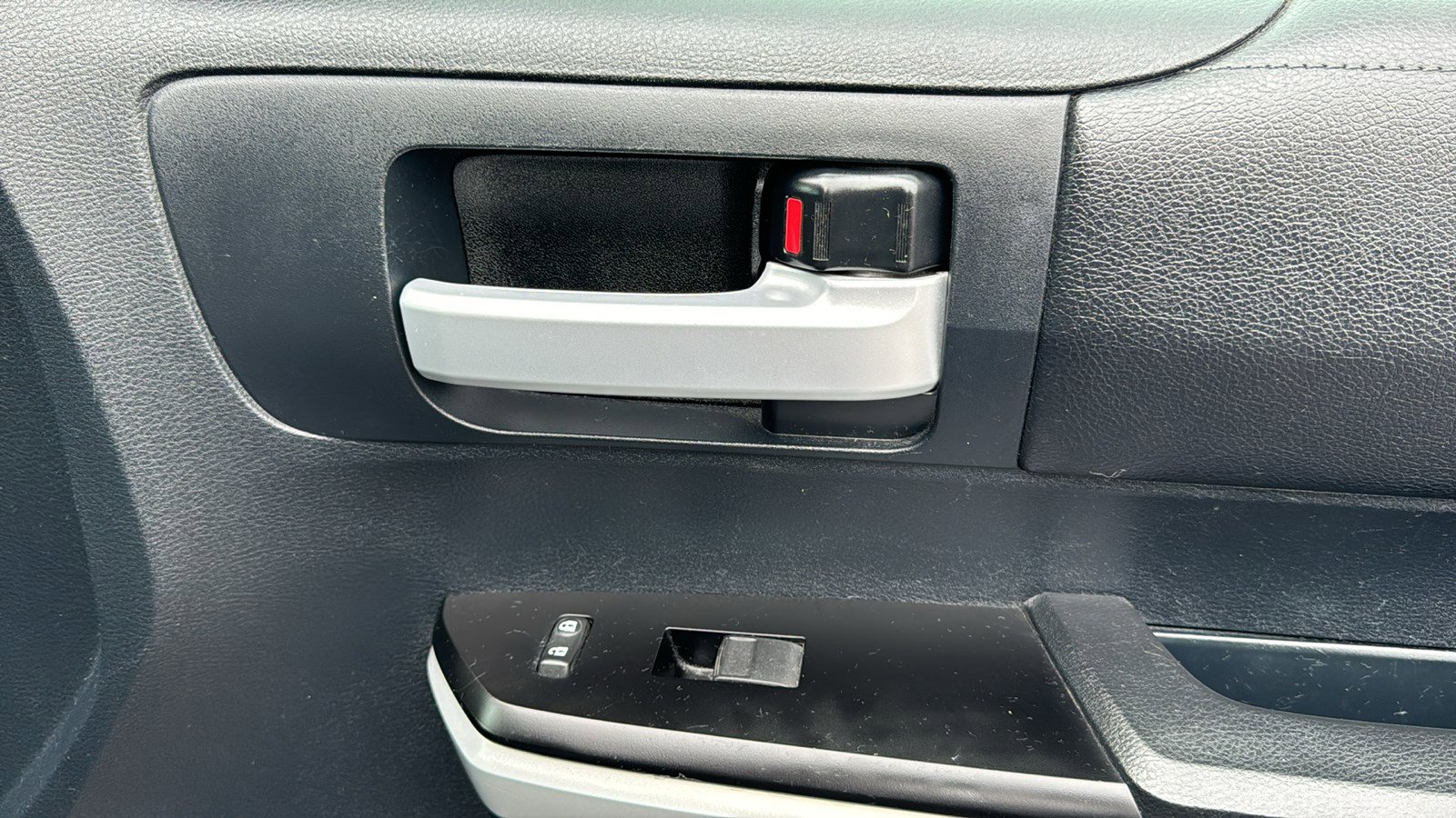 Used 2018 Toyota Tundra SR5 RWD image 26