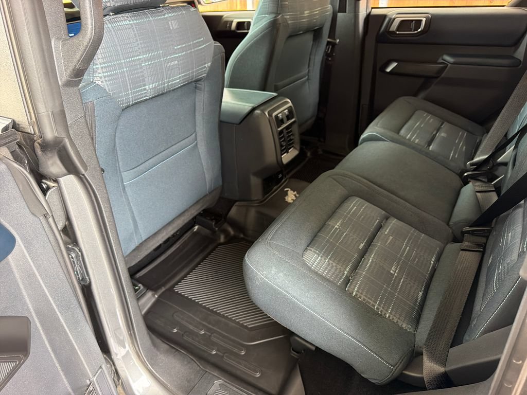 Used 2025 Ford Bronco Heritage Edition AWD/4WD image 30