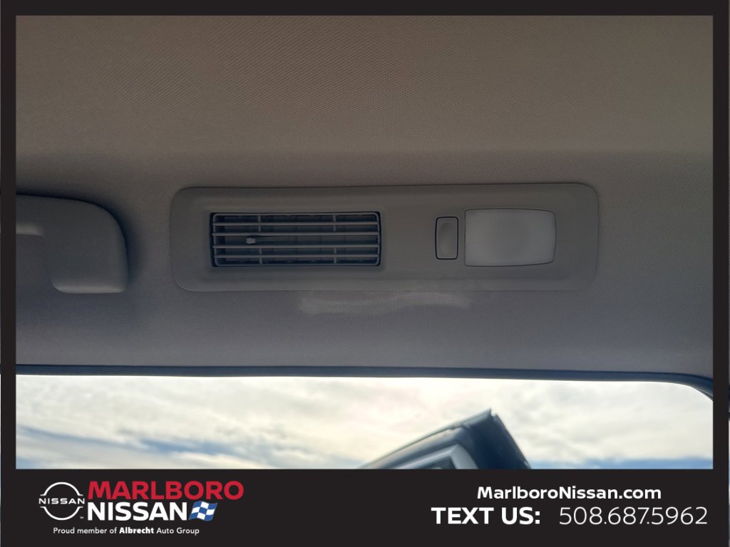 New 2025 Nissan Pathfinder SL w/ SL Premium Package image 30