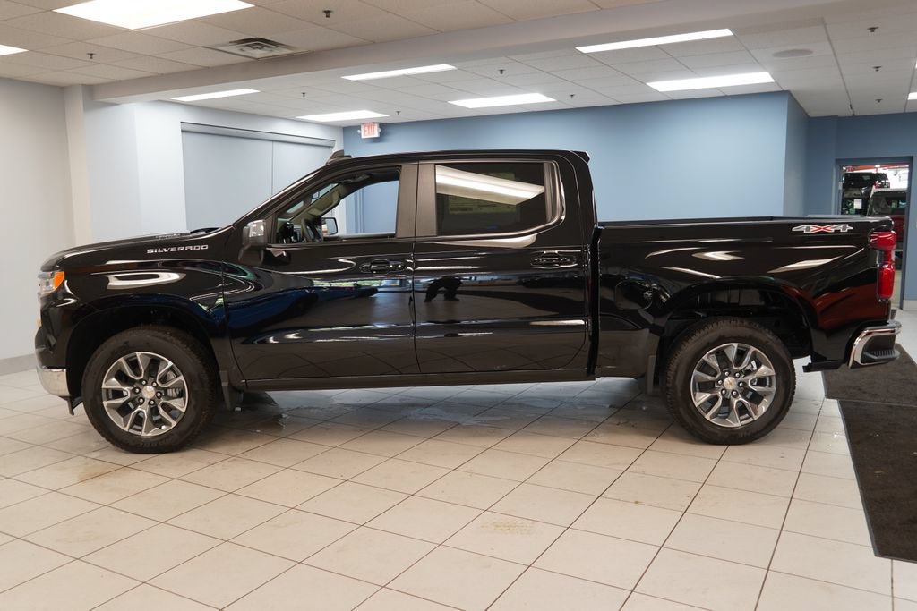 New 2026 Chevrolet Silverado 1500 LT AWD/4WD image 2