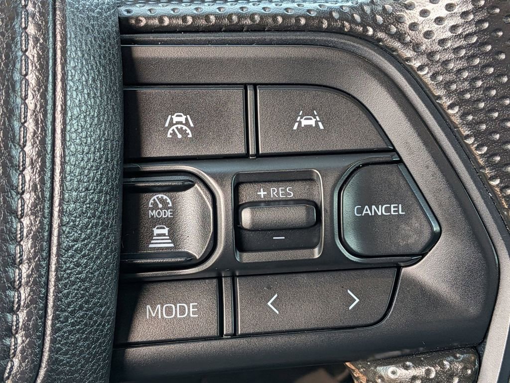 Used 2024 Toyota Tacoma SR RWD image 14