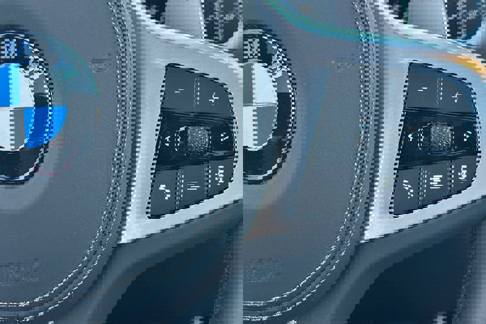 Used 2025 BMW X7 xDrive40i w/ Executive Package image 29