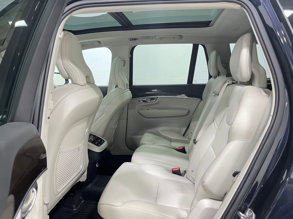 Used 2019 Volvo XC90 T6 Momentum image 31