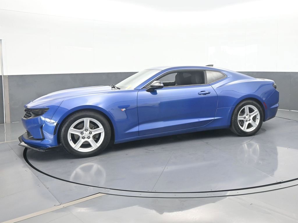 Used 2023 Chevrolet Camaro LT image 2