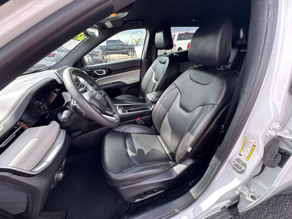 Used 2024 Jeep Compass Limited AWD/4WD image 13