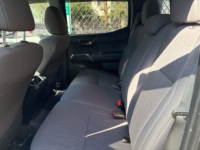 Used 2019 Toyota Tacoma TRD Off-Road w/ Technology Package image 8