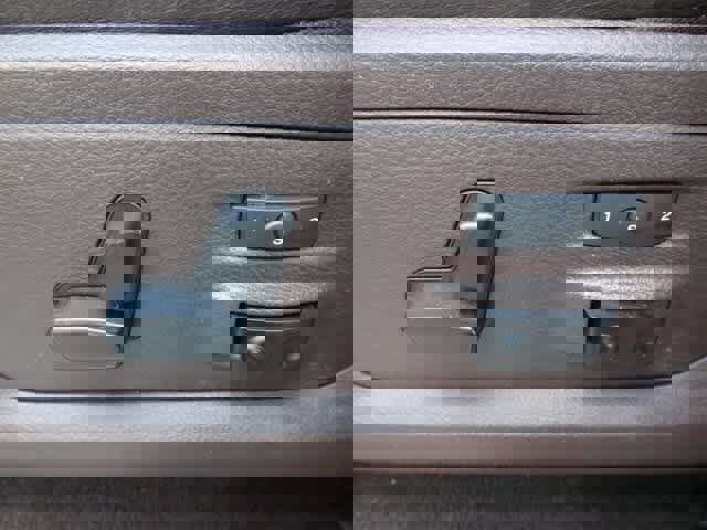 Used 2018 RAM 3500 Laramie Longhorn image 13