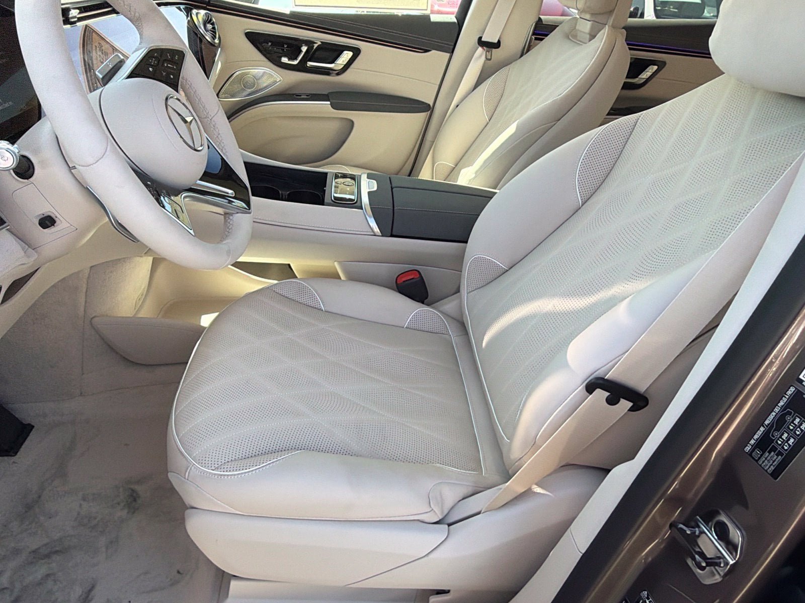 New 2027 Mercedes-Benz EQS 400 4MATIC SUV image 21
