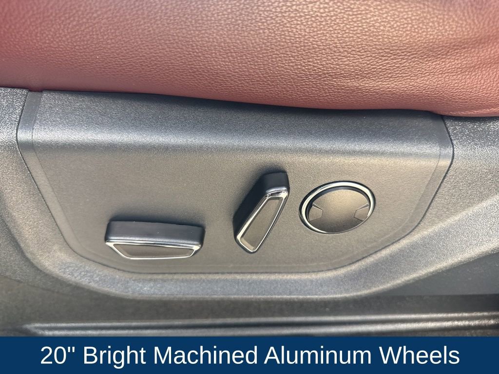 Certified 2024 Ford Expedition Limited image 15