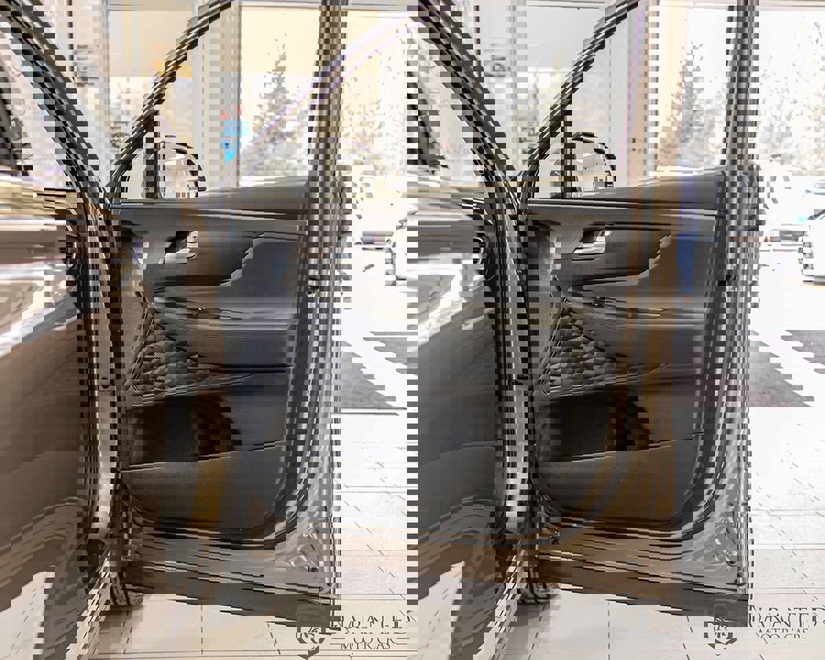 Used 2020 Hyundai Santa Fe SEL image 39