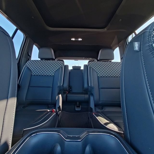 New 2026 GMC Acadia Denali w/ Super Cruise Package FWD image 34