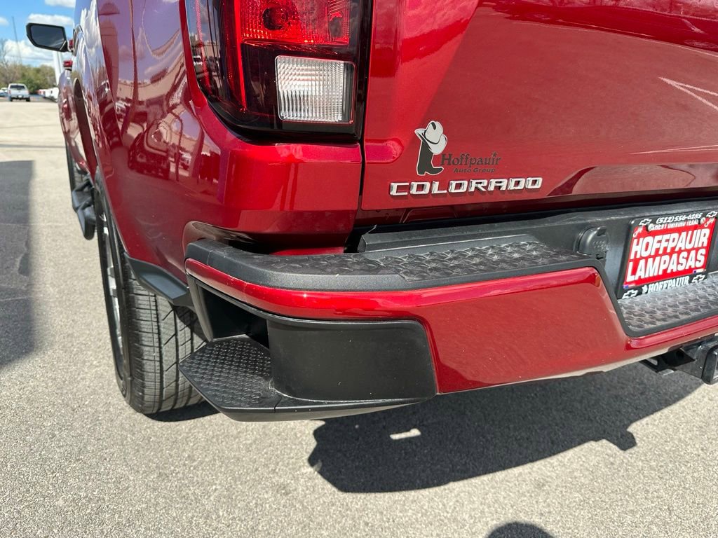 Used 2024 Chevrolet Colorado LT w/ LT Convenience Package II RWD image 11