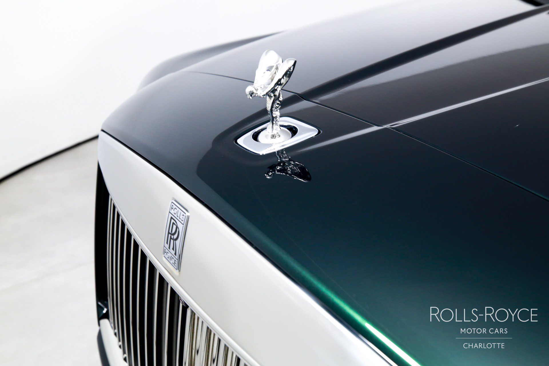 Used 2026 Rolls-Royce Cullinan AWD/4WD image 46